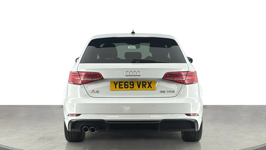Audi A3 1.5 Tfsi Cod 35 Black Edition Sportback White #5