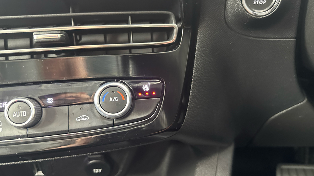 Vauxhall Mokka-e Mokka Sri Nav Premium Ev White #35
