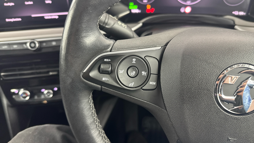 Vauxhall Mokka-e Mokka Sri Nav Premium Ev White #39