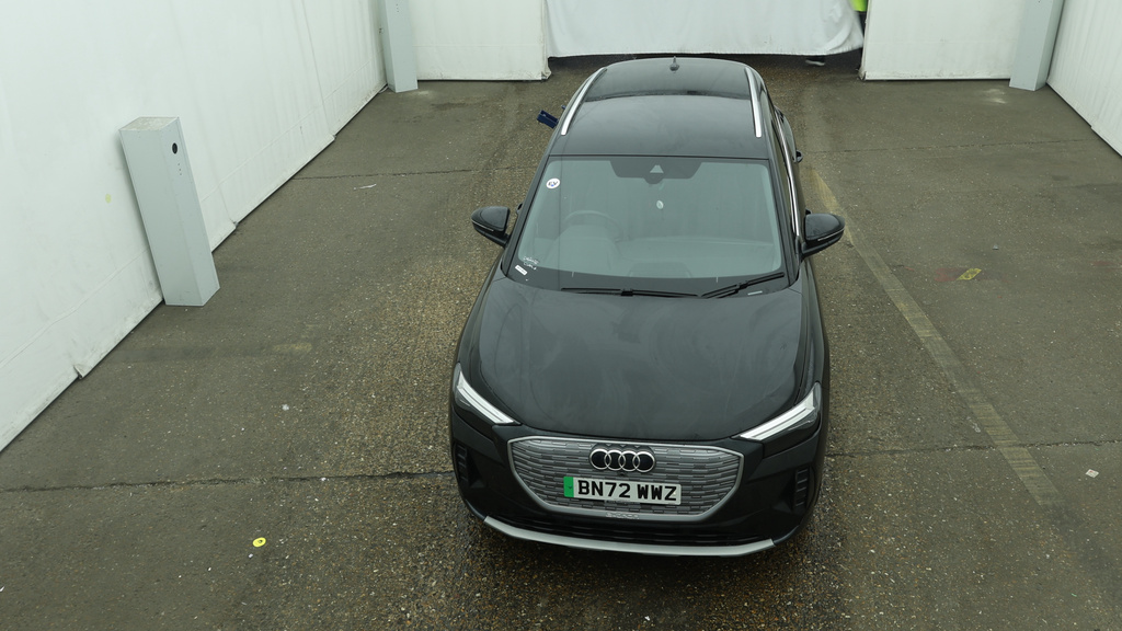 Audi Q4 E Tron 35 Sport Suv 55Kwh 170 Ps Black #2