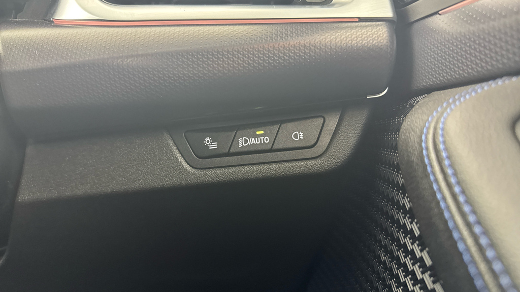 BMW 2 Series Active Tourer 220I Luxury Active Tourer Black #39