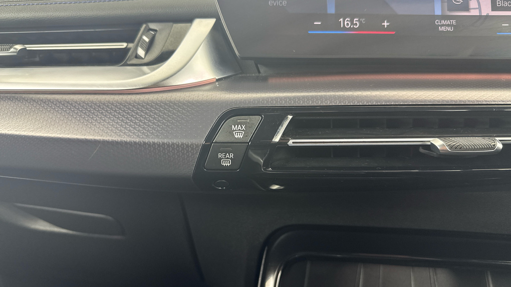 BMW 2 Series Active Tourer 220I Luxury Active Tourer Black #32