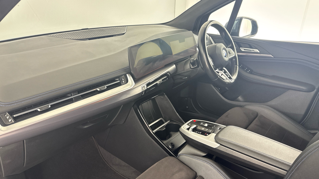 BMW 2 Series Active Tourer 220I Luxury Active Tourer Black #10