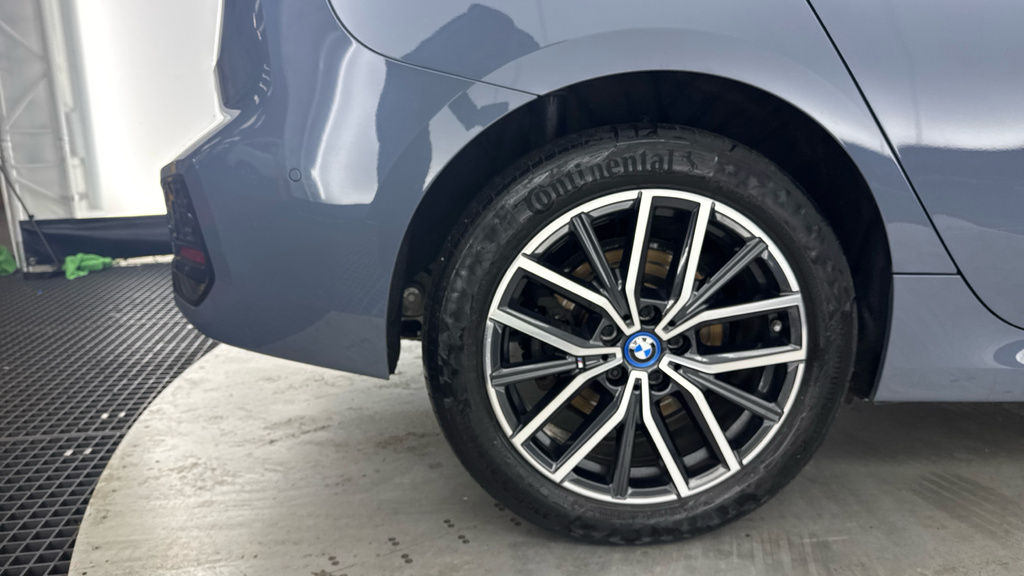 BMW 2 Series Active Tourer 220I Luxury Active Tourer Black #18