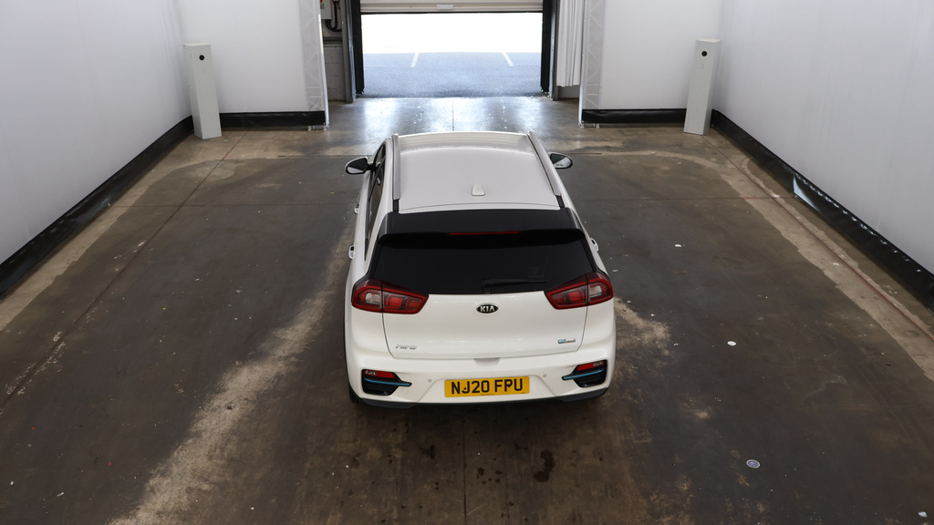Kia e-Niro 64Kwh First Edition Suv 201 Bhp White #2
