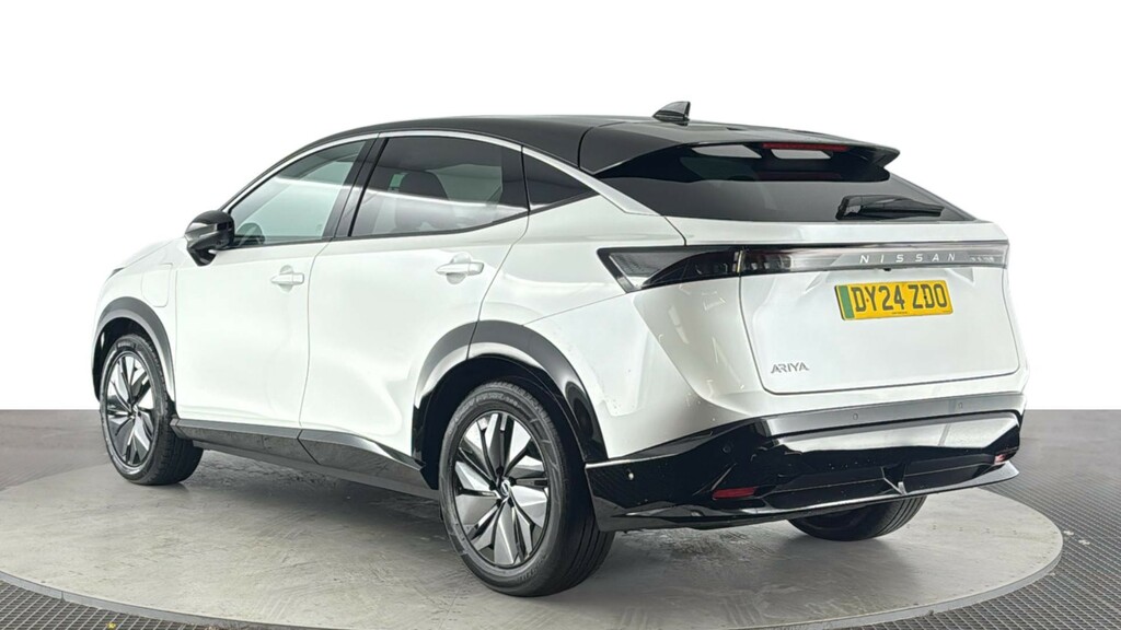 Nissan Ariya 87Kwh Evolve Suv 22Kw Charger 2 White #6