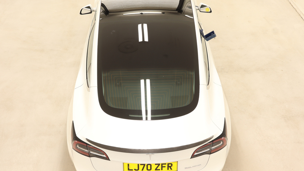 Tesla Model 3 Dual Motor Performance Saloon LJ70ZFR White #2