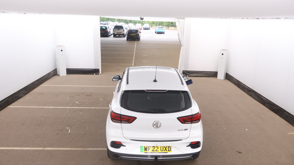 MG ZS 51.1Kwh Se Suv 176 Ps WF22UXD White #2