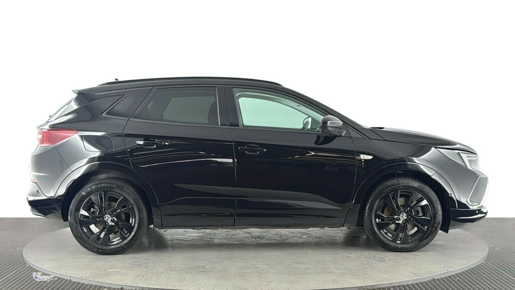 Vauxhall Grandland 1.6 14.2Kwh Gs Suv Plug-in Hybrid DN24OGH Black #3