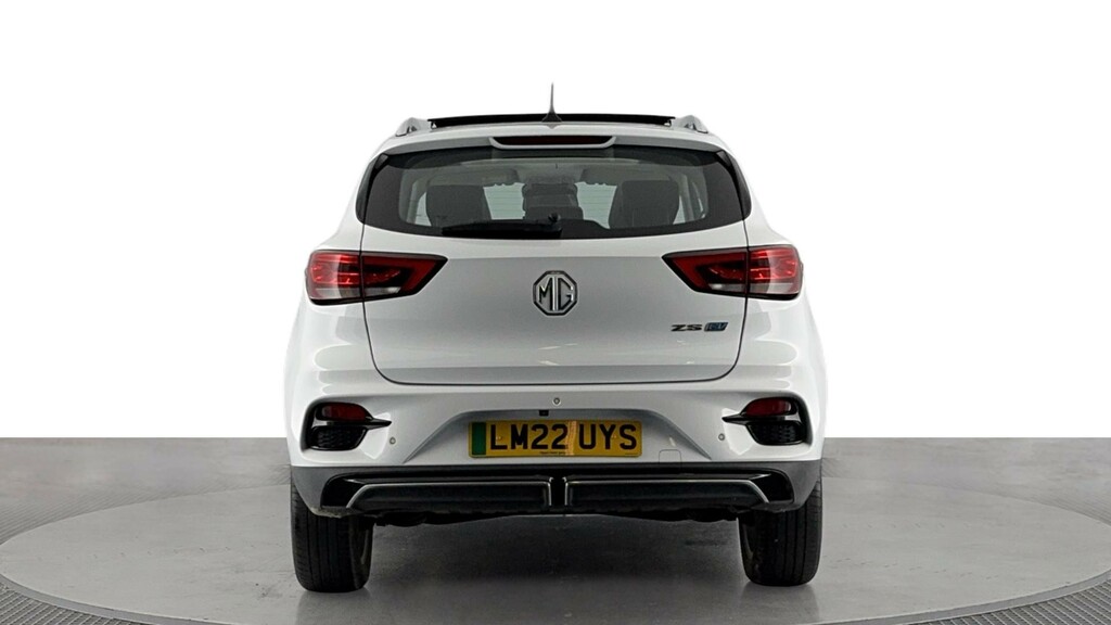 MG ZS 51.1Kwh Trophy Suv 176 Ps LM22UYS White #5