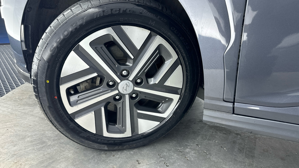 Hyundai Kona Premium Blue #53