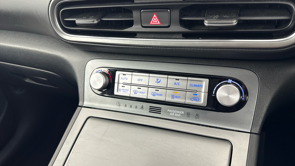 Hyundai Kona Premium Blue #30