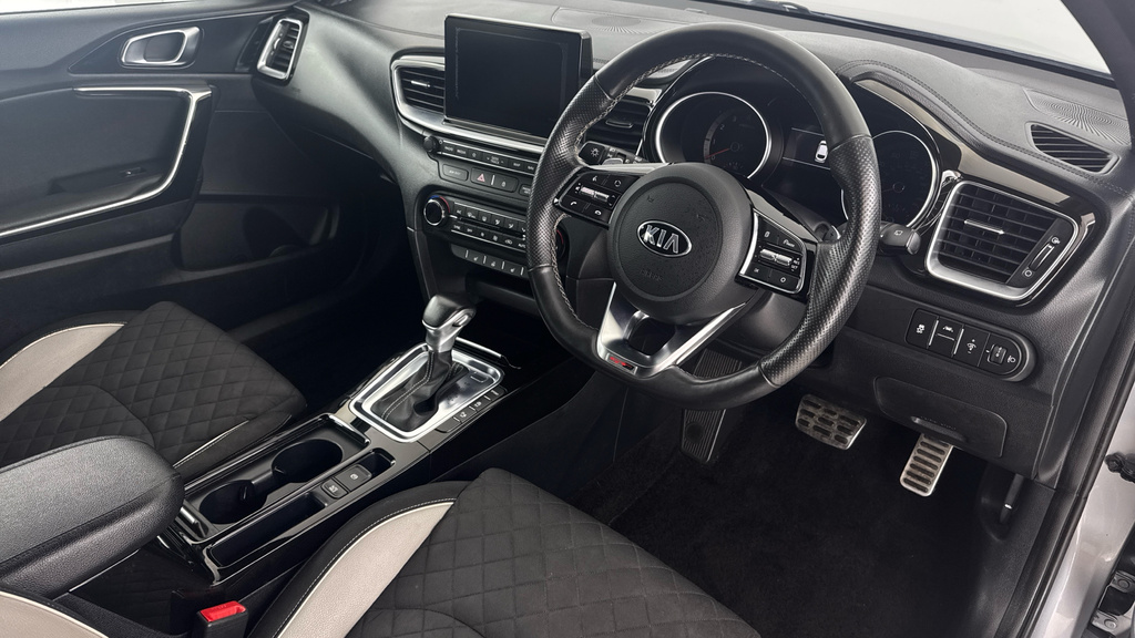 Kia Proceed T-gdi Gt Black #9