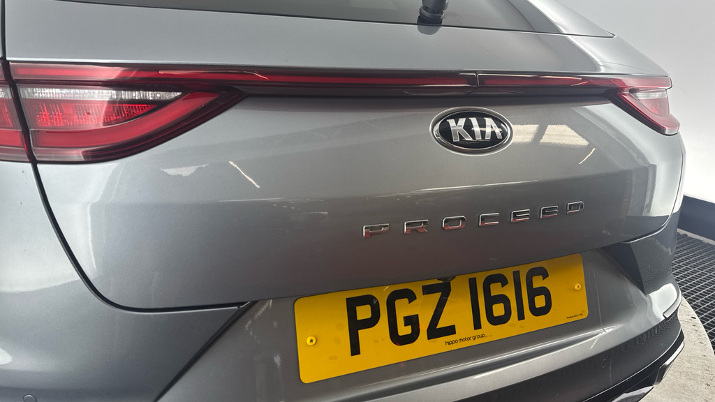 Kia Proceed T-gdi Gt Black #22