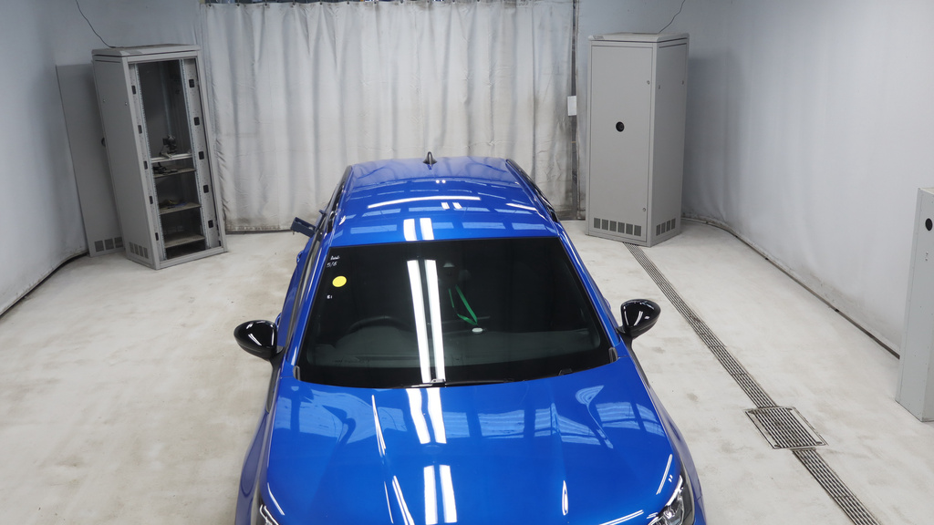 Peugeot 2008 Puretech Eat8 Ss Gt White #1