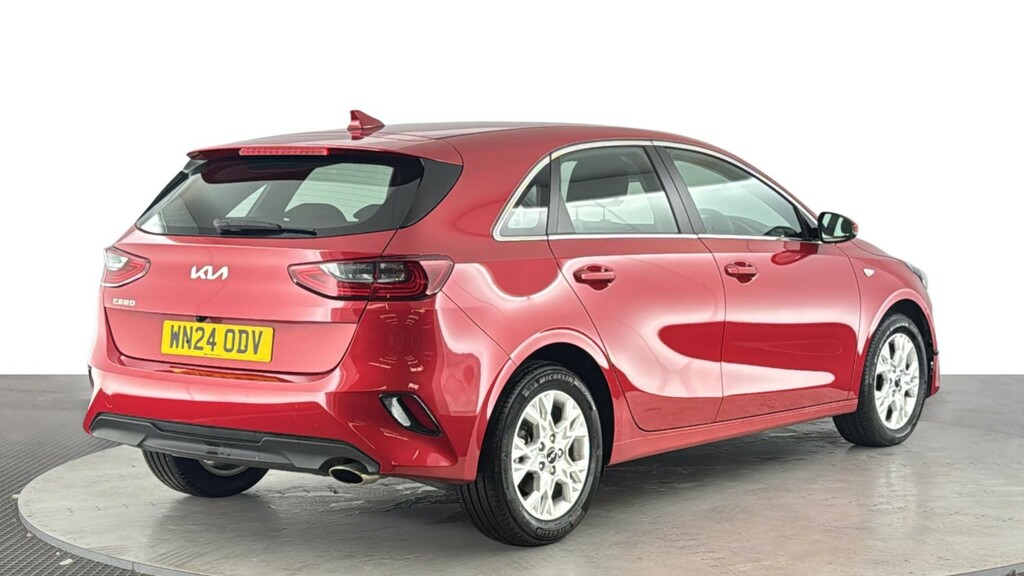 Kia Ceed 1.5 T-gdi 2 Hatchback Euro 6 S Red #4