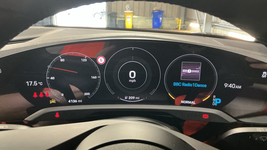 Porsche Taycan Performance 79.2Kwh Sport Turismo Aut Black #4