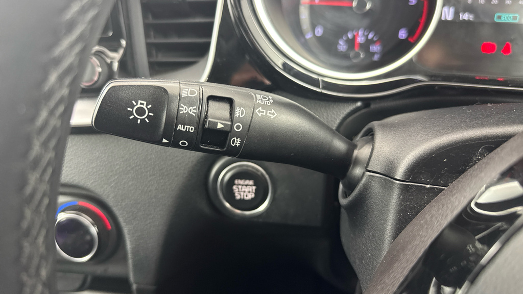 Kia Xceed Xceed 2 Isg White #39