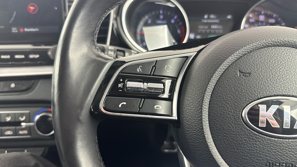 Kia Xceed Xceed 2 Isg White #37