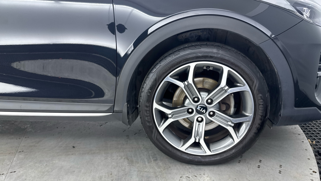 Kia Xceed Xceed 2 Isg White #18