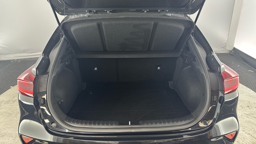 Kia Xceed Xceed 2 Isg White #15