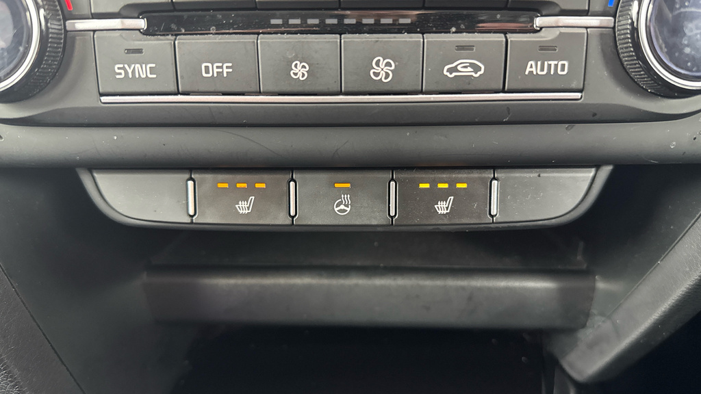 Kia Xceed Xceed 2 Isg White #32