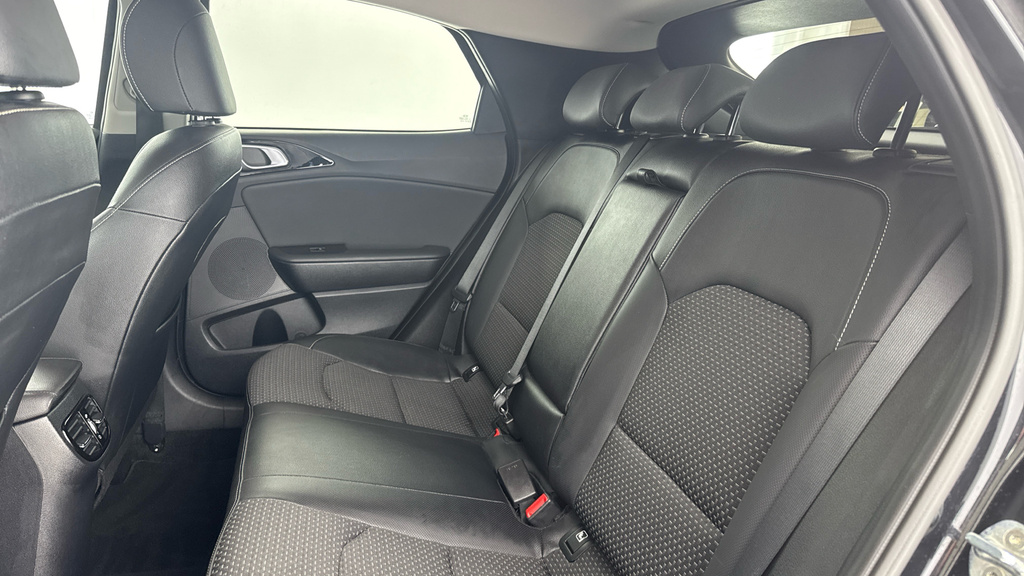 Kia Xceed Xceed 2 Isg White #14