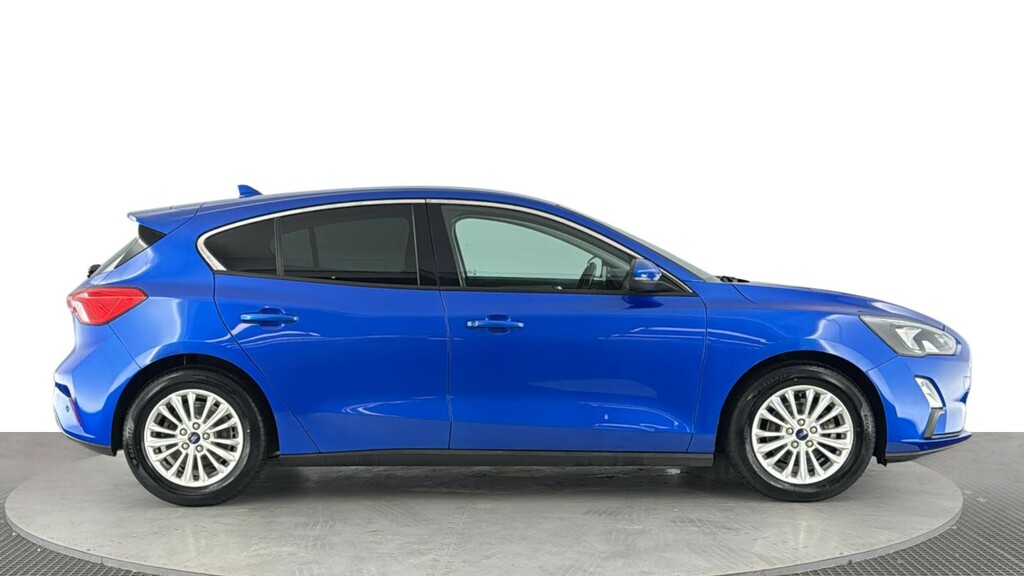 Ford Focus 1.0T Ecoboost Titanium Hatchback Blue #3