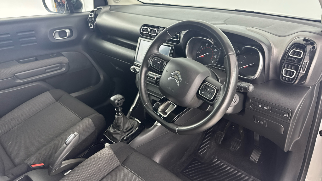 Citroen C3 Aircross Puretech Shine Plus Ss White #9