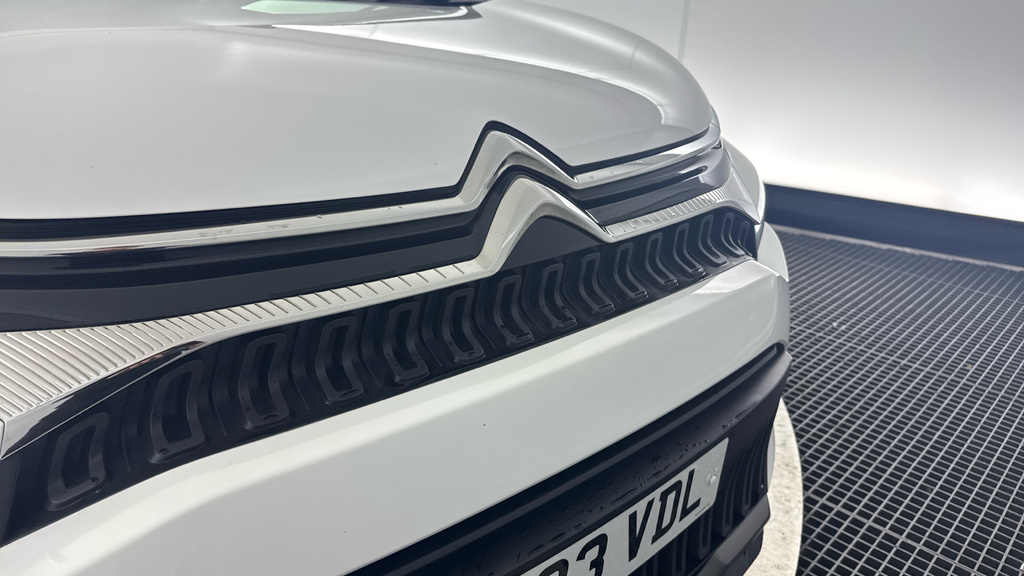 Citroen C3 Aircross Puretech Shine Plus Ss White #25
