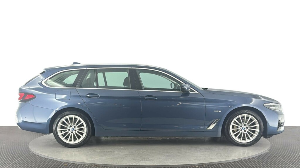 BMW 5 Series 2.0 530E 12Kwh Se Touring Plug-in Hybri Blue #3