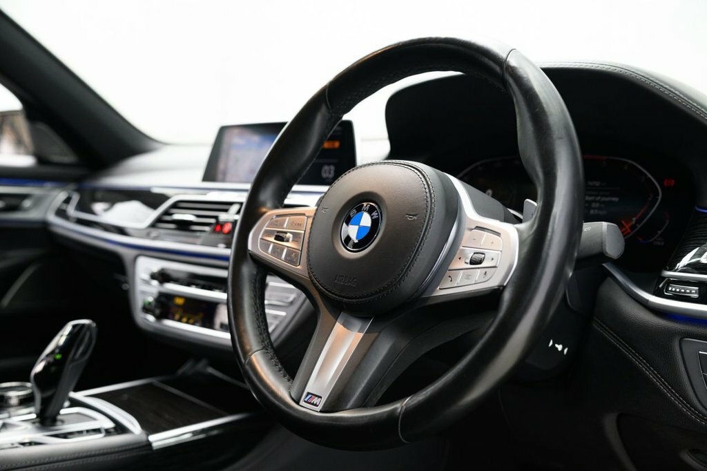 BMW 7 Series Saloon Silver #18