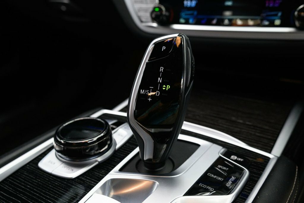 BMW 7 Series Saloon Silver #45
