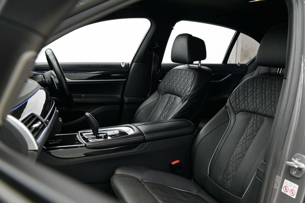 BMW 7 Series Saloon Silver #33