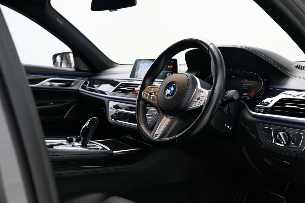 BMW 7 Series Saloon Silver #13