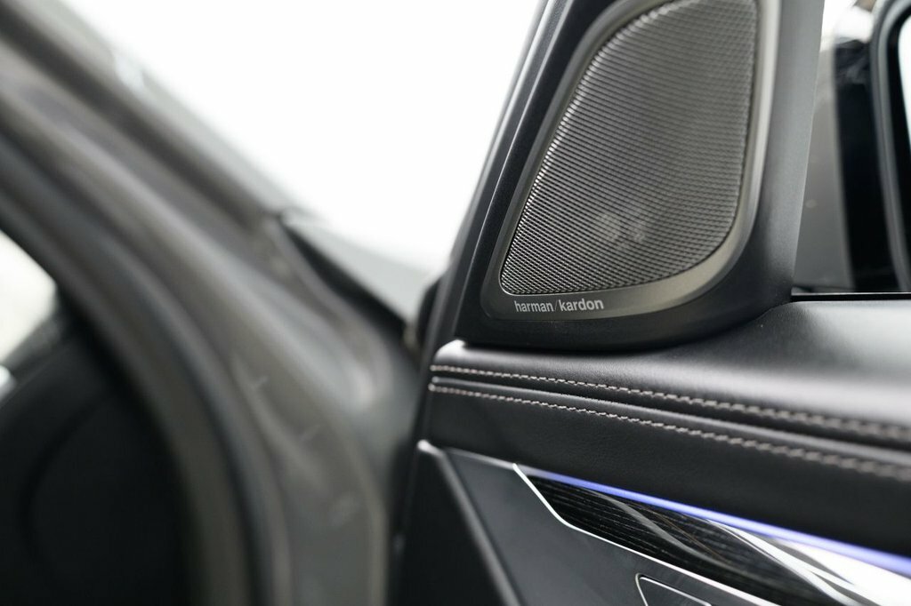 BMW 7 Series Saloon Silver #20