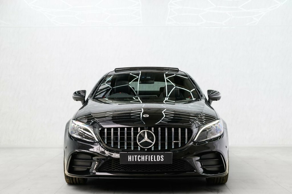 Mercedes-Benz C Class 3L Amg Night Edition Black #4