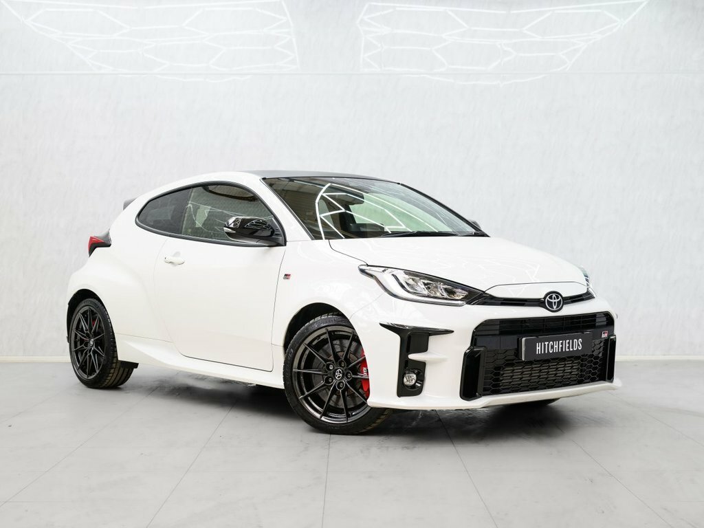 Toyota Yaris 1.6L Gr Circuit White