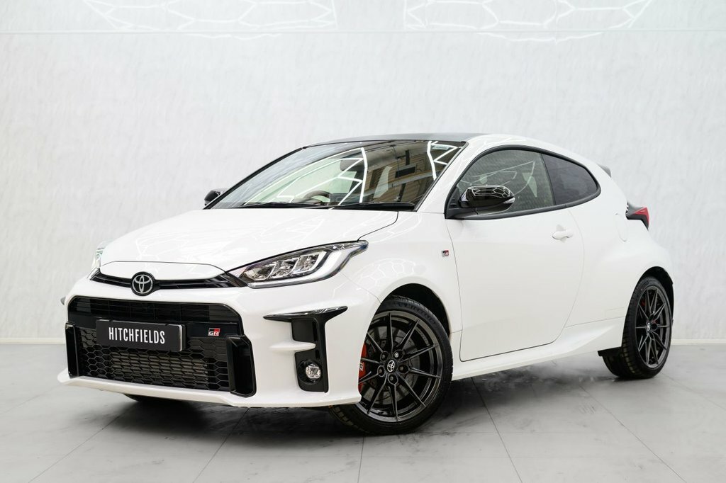 Toyota Yaris 1.6L Gr Circuit White #5