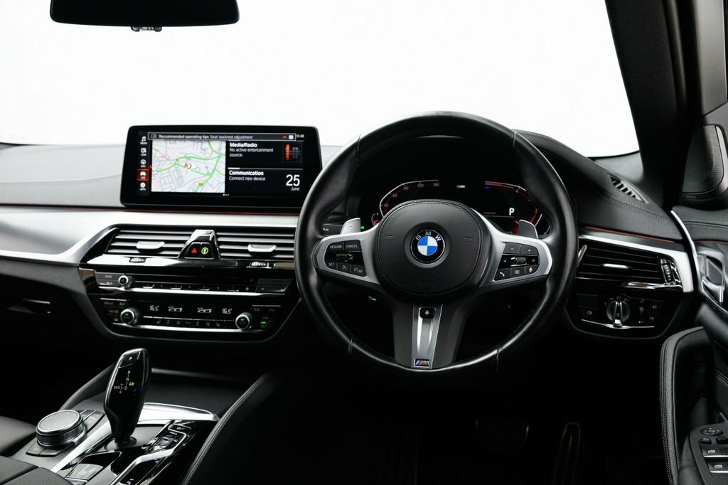 BMW 5 Series 2L M Sport Black #3