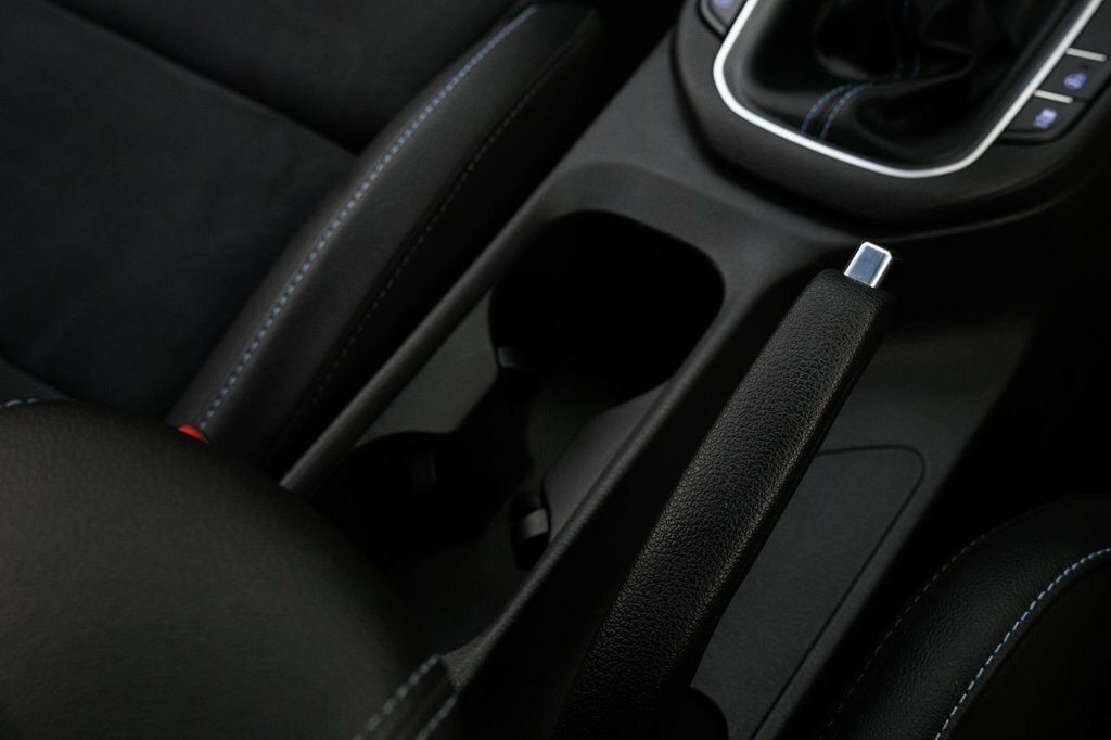 Hyundai I30 Se Connect White #35