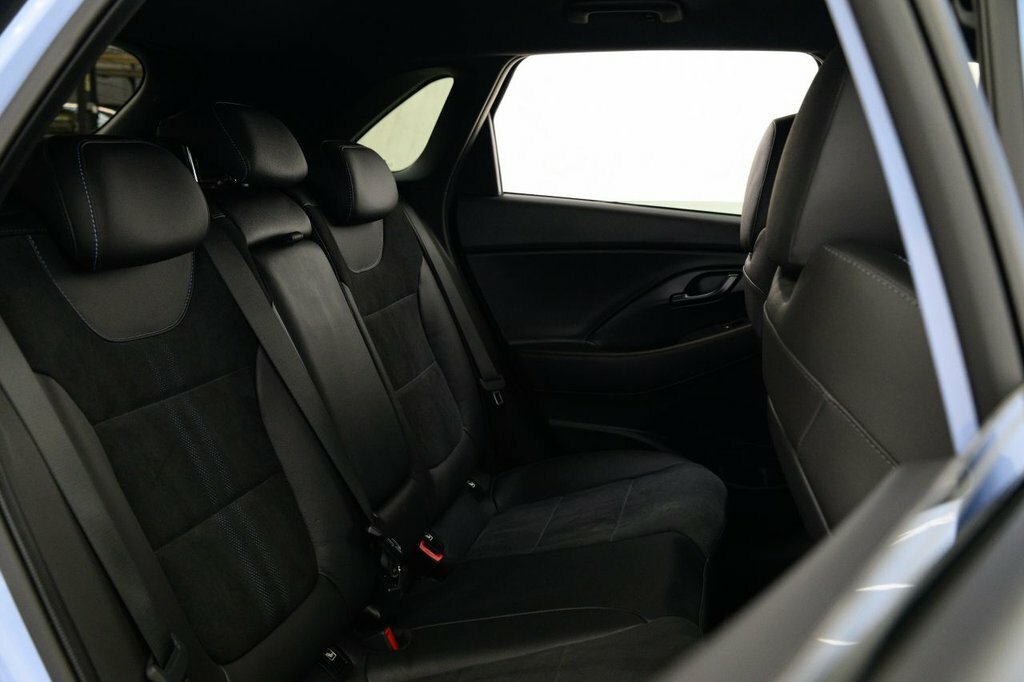 Hyundai I30 Se Connect White #17