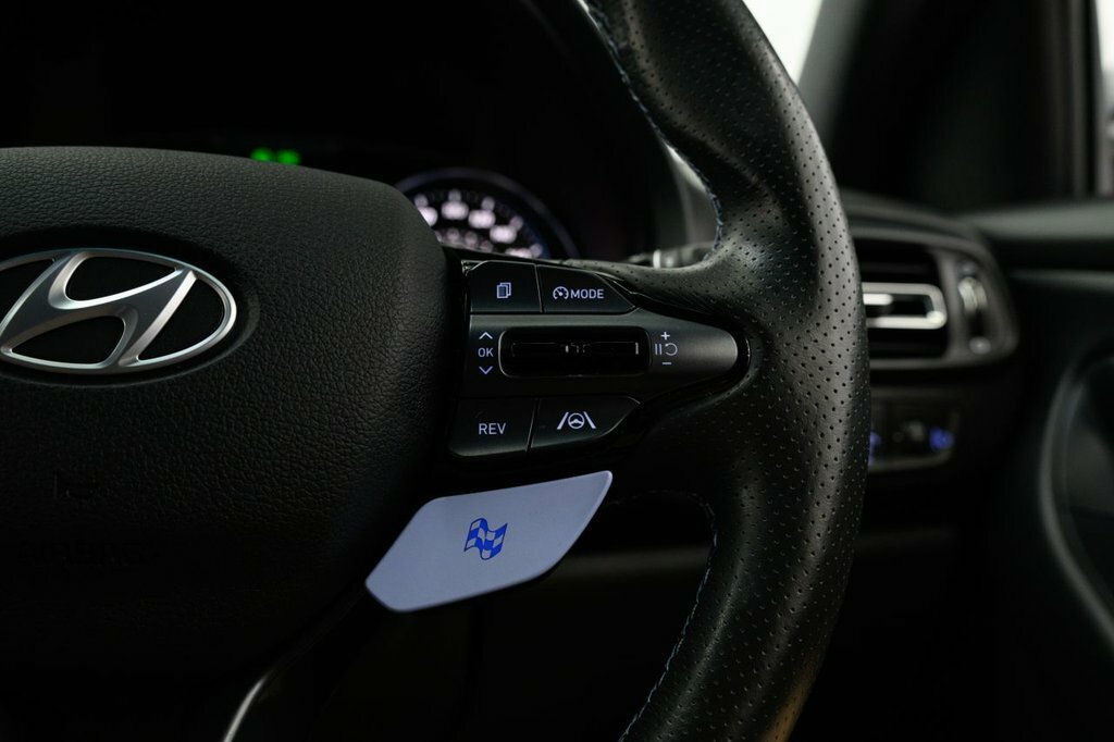 Hyundai I30 Se Connect White #29