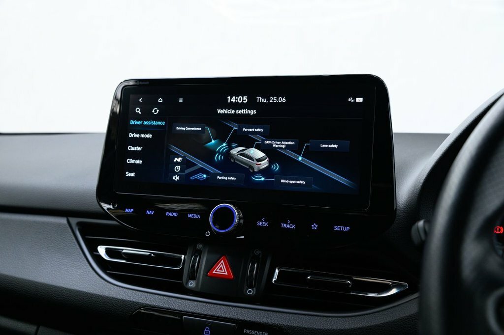 Hyundai I30 Se Connect White #44