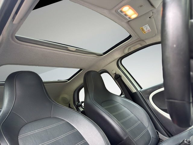Smart Forfour 1.0 Prime Premium Plus Hatchback Manu LK15UXT Silver #2