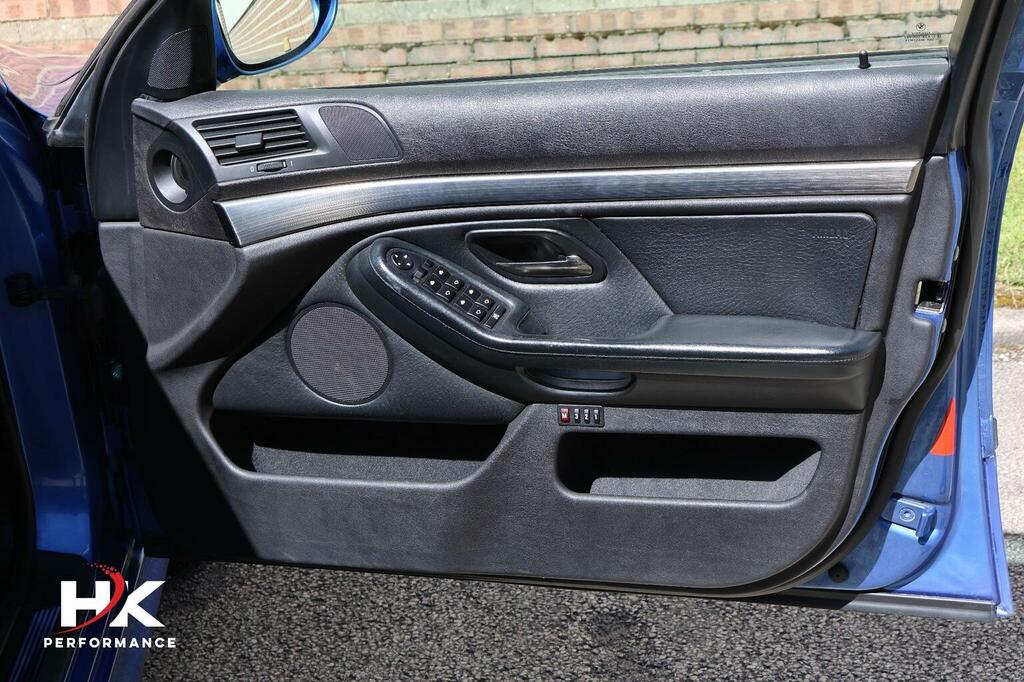 BMW M5 M5 Auto Blue #112