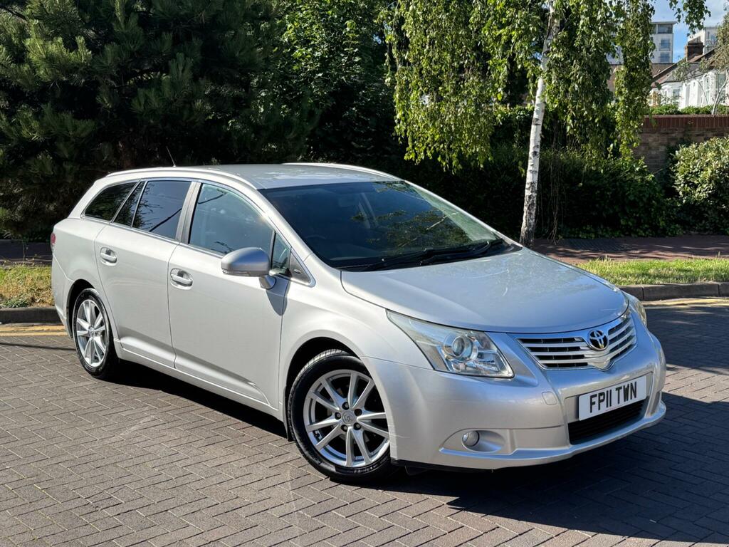 Toyota Avensis 1.8 V-matic Tr Tourer Euro 5 Silver
