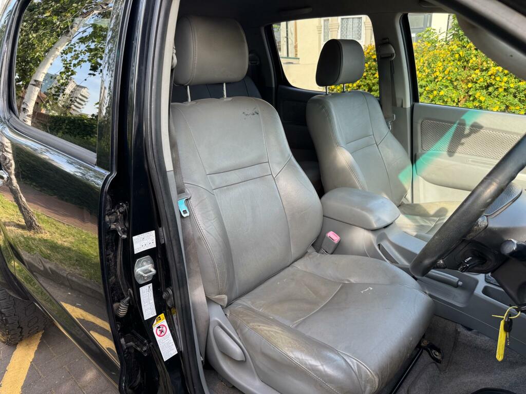 Toyota HILUX 3.0 D-4d Invincible 2009 Silver #9