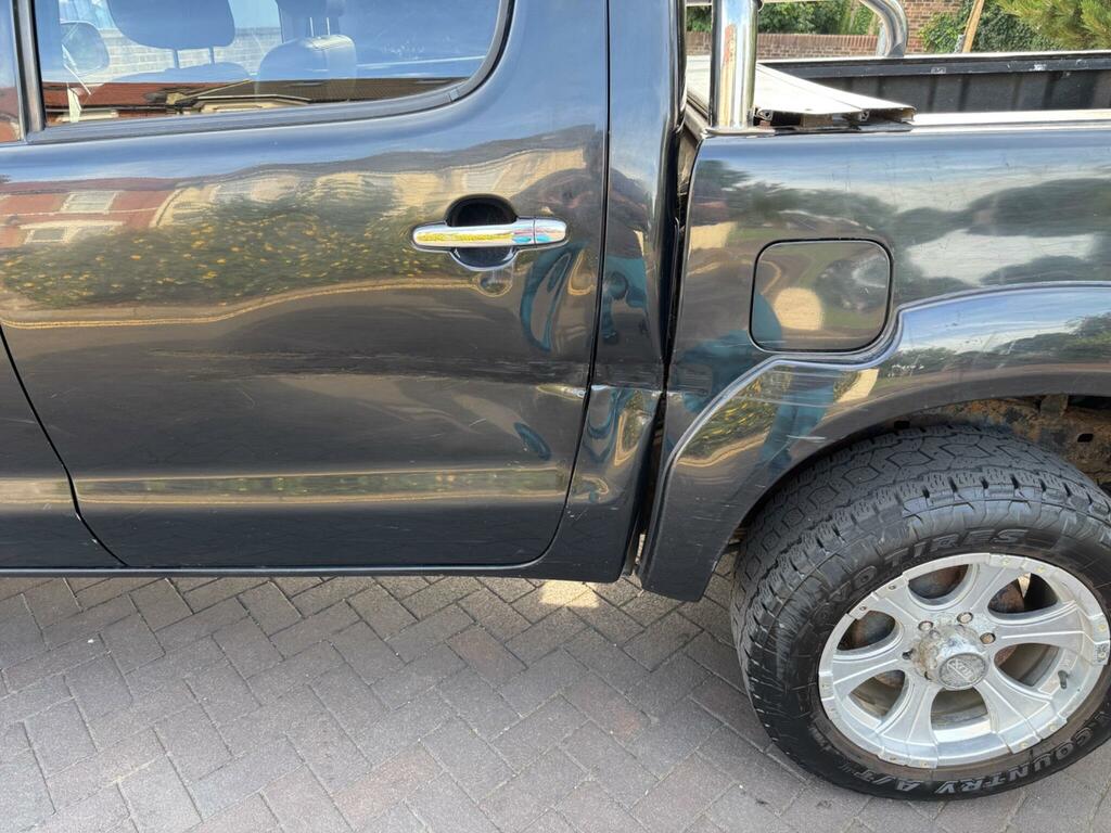 Toyota HILUX 3.0 D-4d Invincible 2009 Silver #19