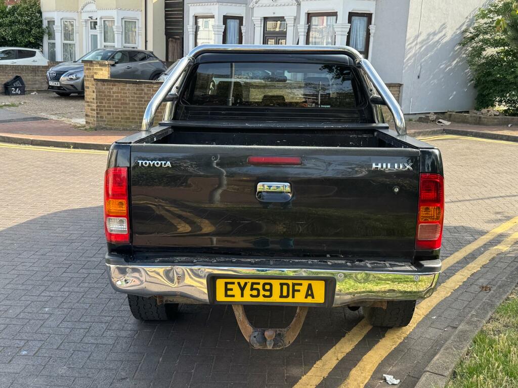 Toyota HILUX Hl3 Black #5